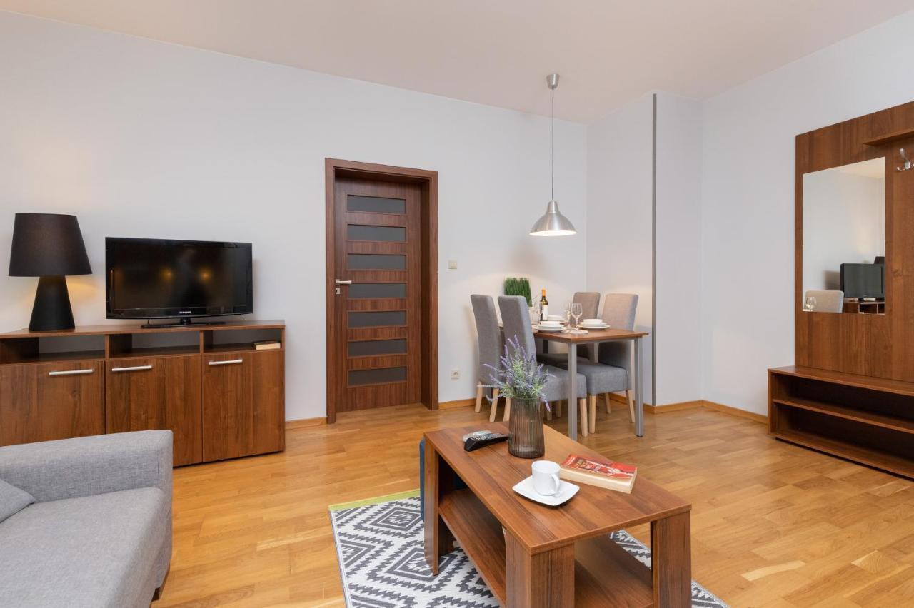 Villa 4 Pory Roku By Noclegi Renters Jastrzebia Gora Exterior photo